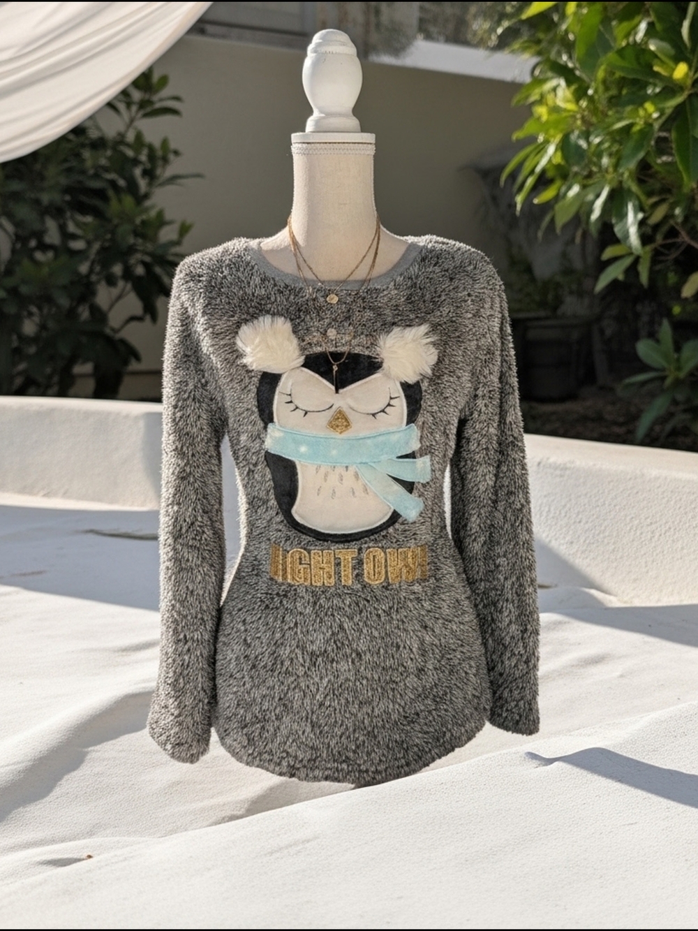 Cozy Grey Penguin Appliqué Fuzzy Sweatshirt with Pom Details